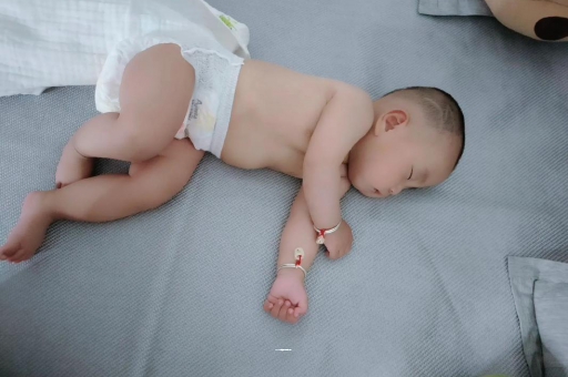范县孕妇显怀早的原因